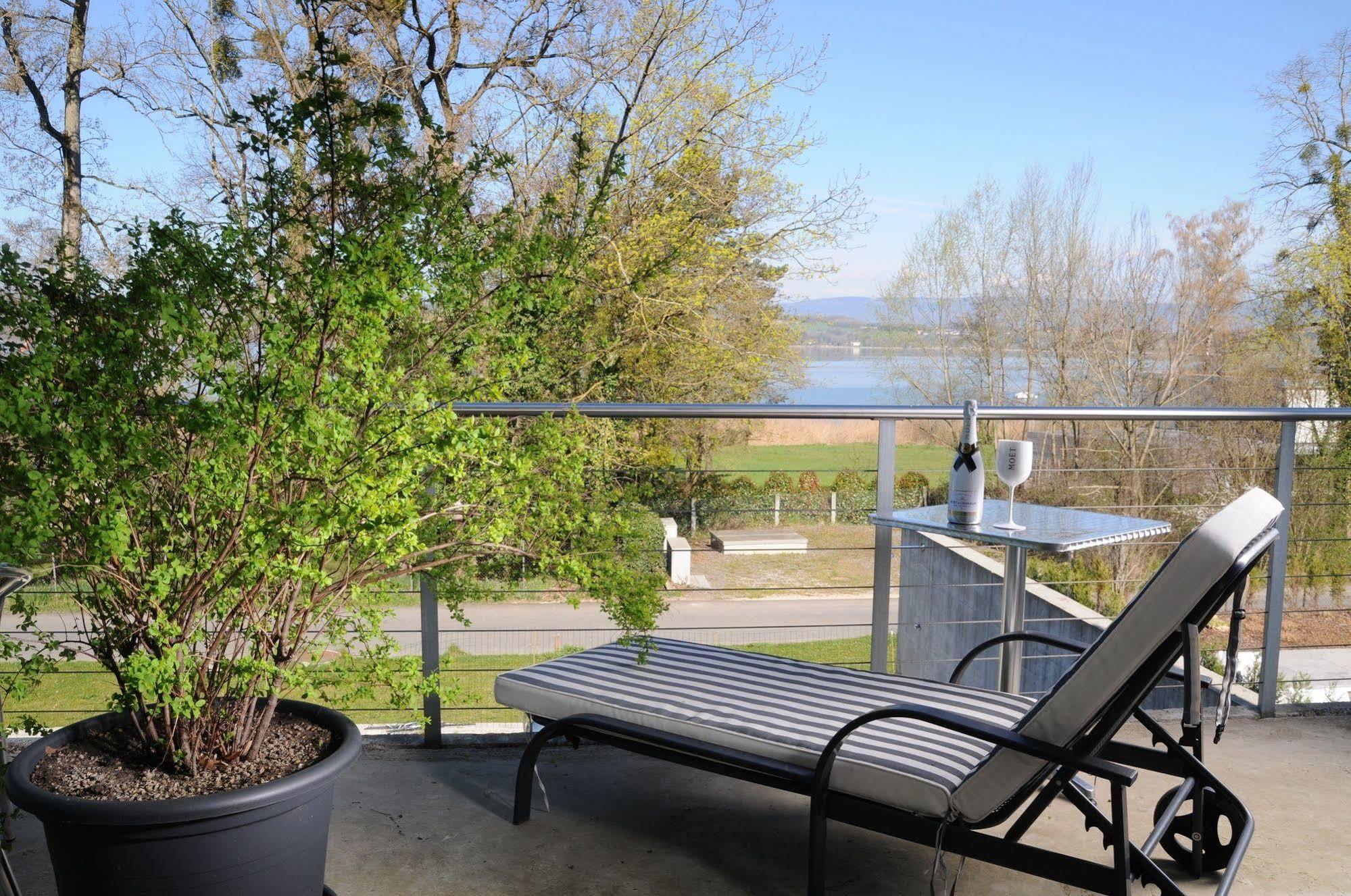 Morat Gaste Zimmer Exterior foto